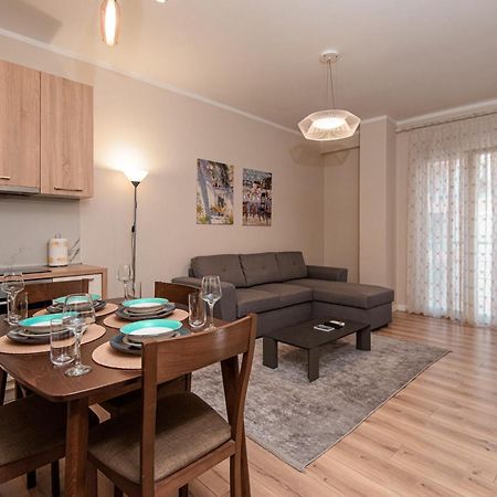 Loris Apartaments 206 ดูร์เรส ภายนอก รูปภาพ