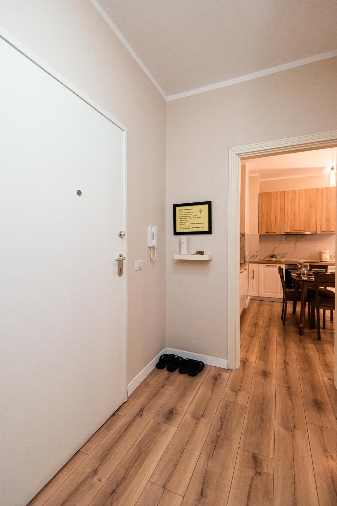 Loris Apartaments 206 ดูร์เรส ภายนอก รูปภาพ